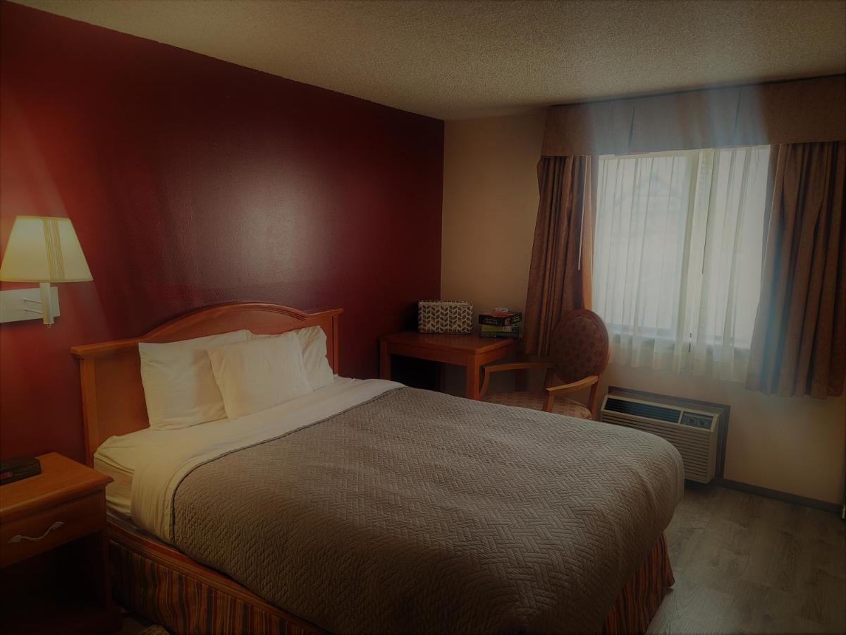 Grizzly Inn Эванстон Экстерьер фото